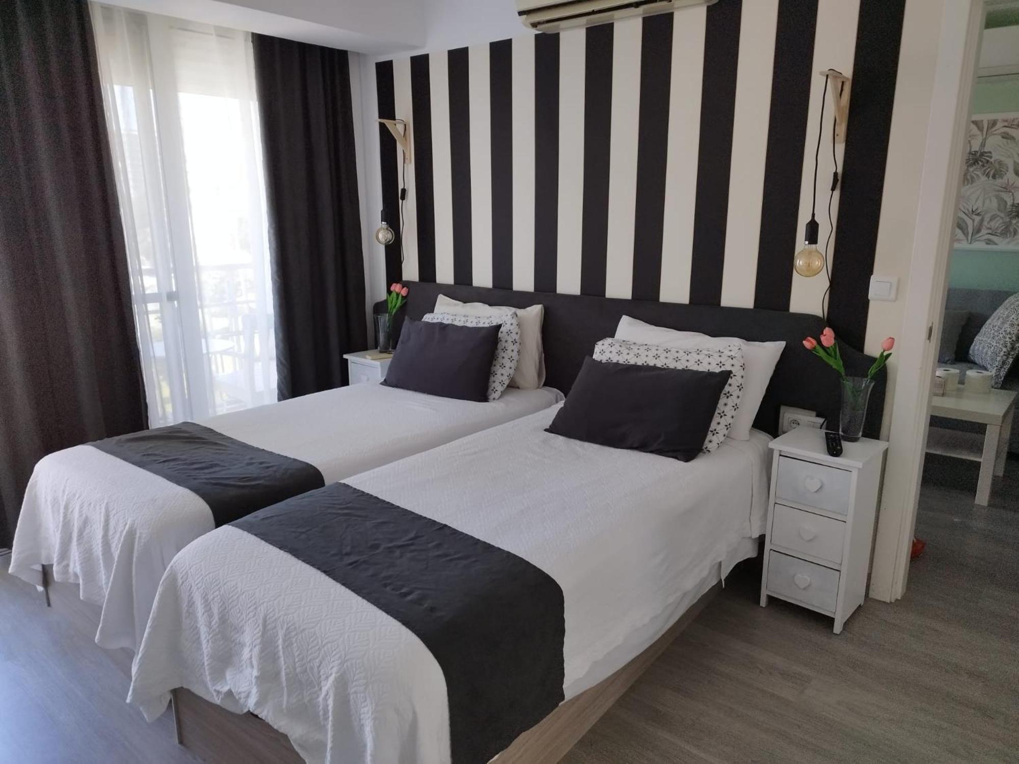 M1 403 Frontal Al Mar Vistas Terraza Y Wifi Apartment Benalmadena Luaran gambar