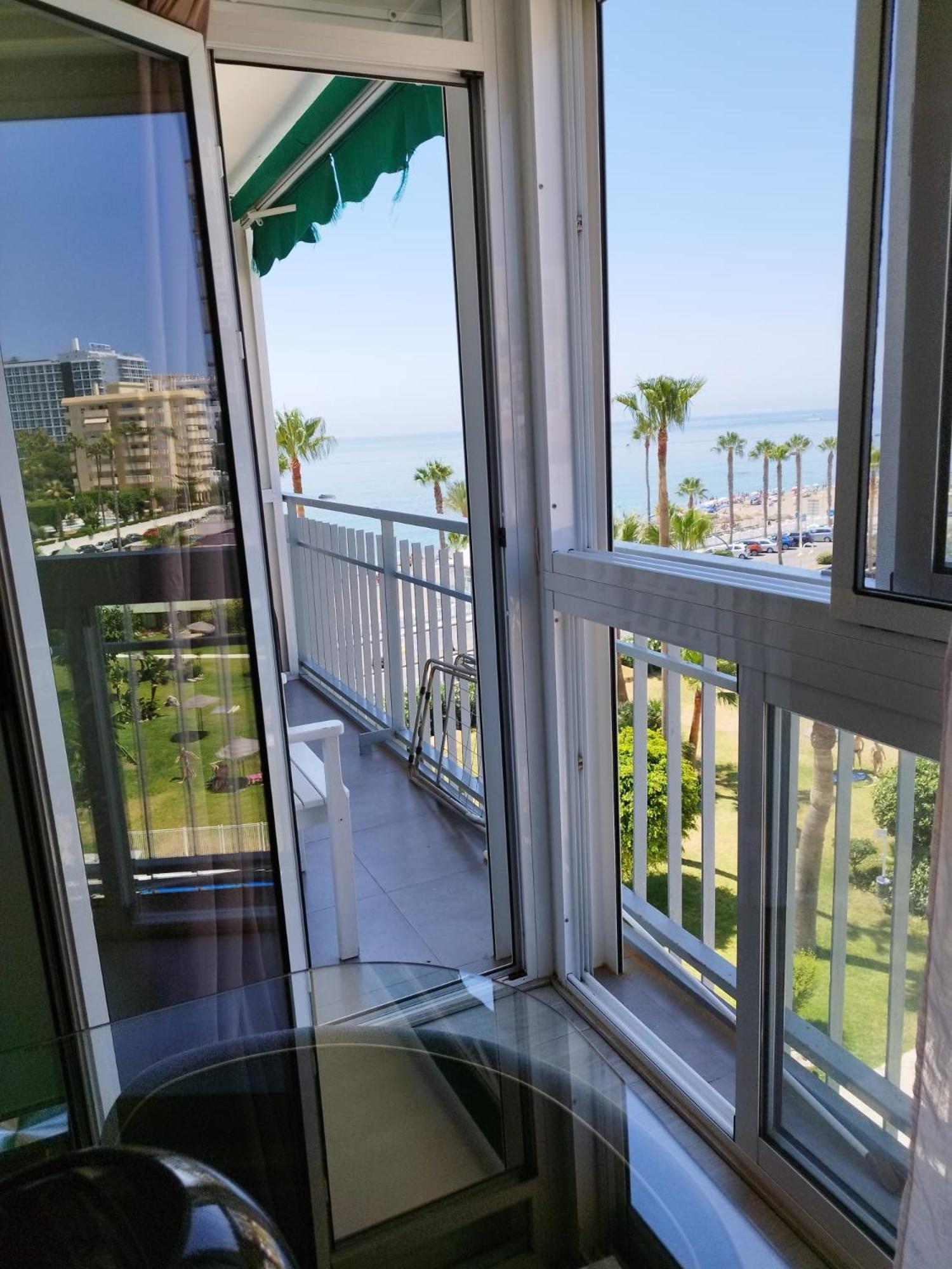 M1 403 Frontal Al Mar Vistas Terraza Y Wifi Apartment Benalmadena Luaran gambar